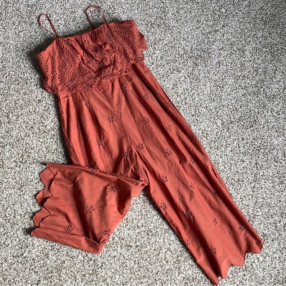 * American Eagle Eyelet Jumpsuit  size M